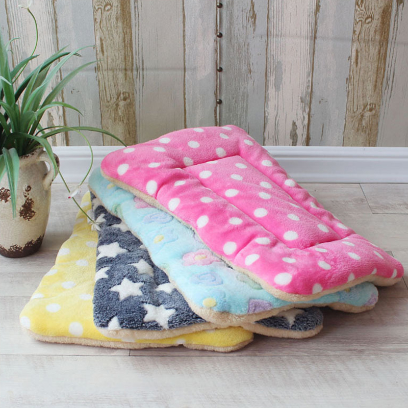 Flannel Colorful Small Animals Nest Small Pet Nest Winter Rabbit Guinea Pig Nest Mat Thick Hamster Pad Washable Warm Blanket
