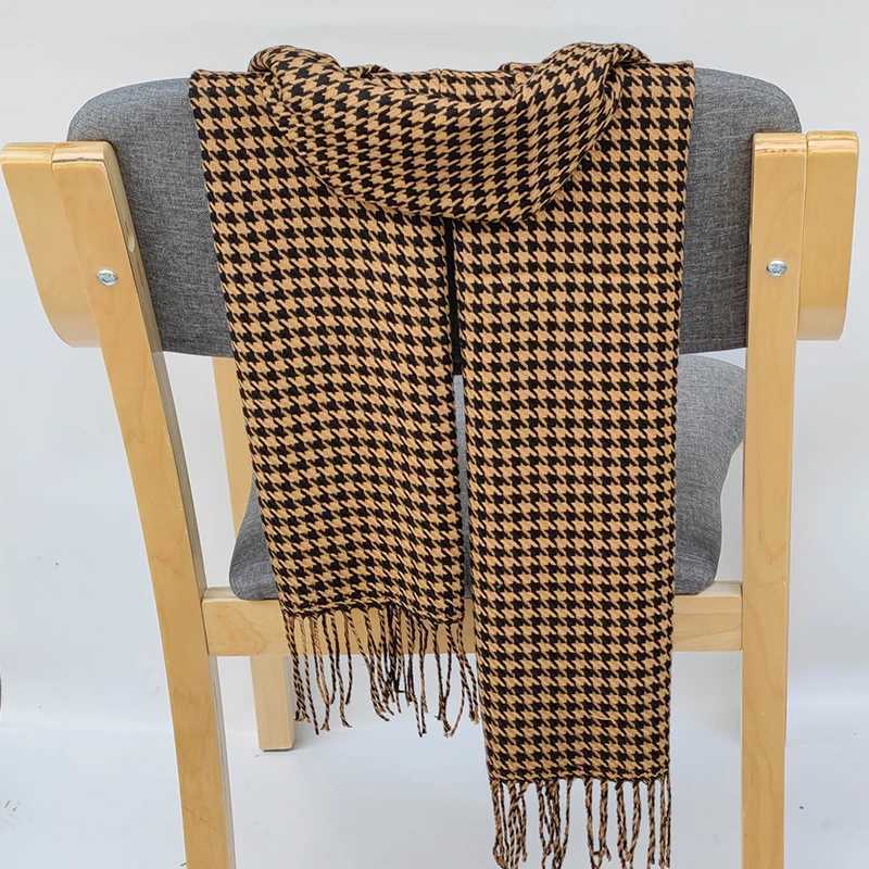 Scarves Womens warm classic plaid scarf fashionable casual popular cashmere couple plaid winter mens business unisex headscarf J240913
