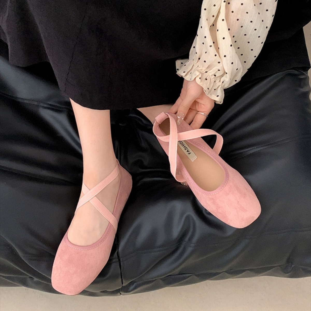 2024 New Spring Summer Flat Ballet Shoes Women's Shoes Retro Mary Jane Shoes Square Toe Shallow Mouth New Cross Women Loafers