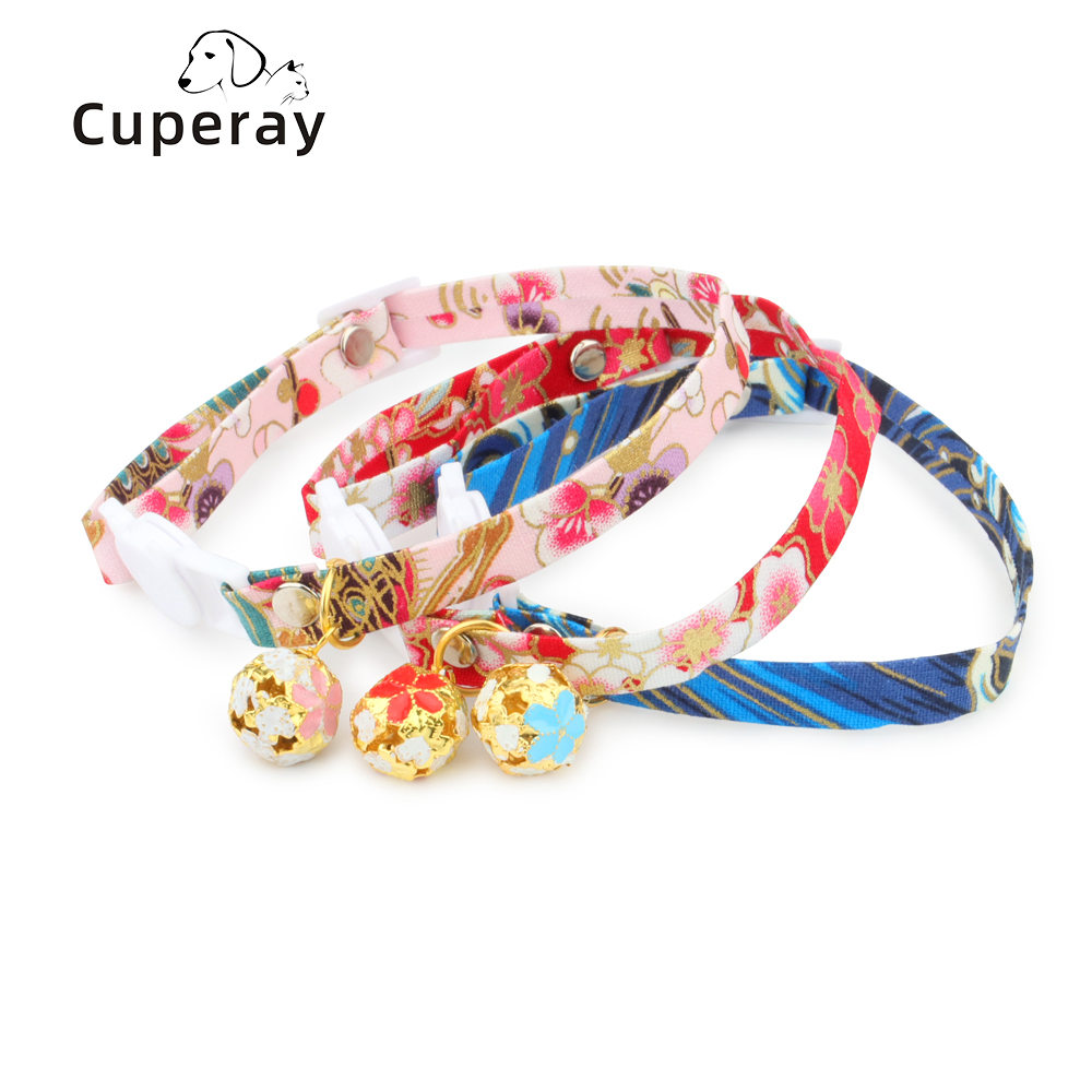 Breakaway Cat Collar,Adjustable Cat Collars Japanese Style Cat Collar with Hollow Flower Bell for Kitten Puppy Pets Accessories
