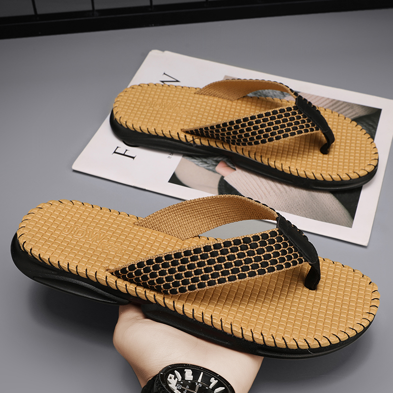 Fashion Men Slippers Flip Flops Indoor Outdoor Summer Beach Sandals Mens Non-slip Bathroom Home Slippers Men's Flip Flops