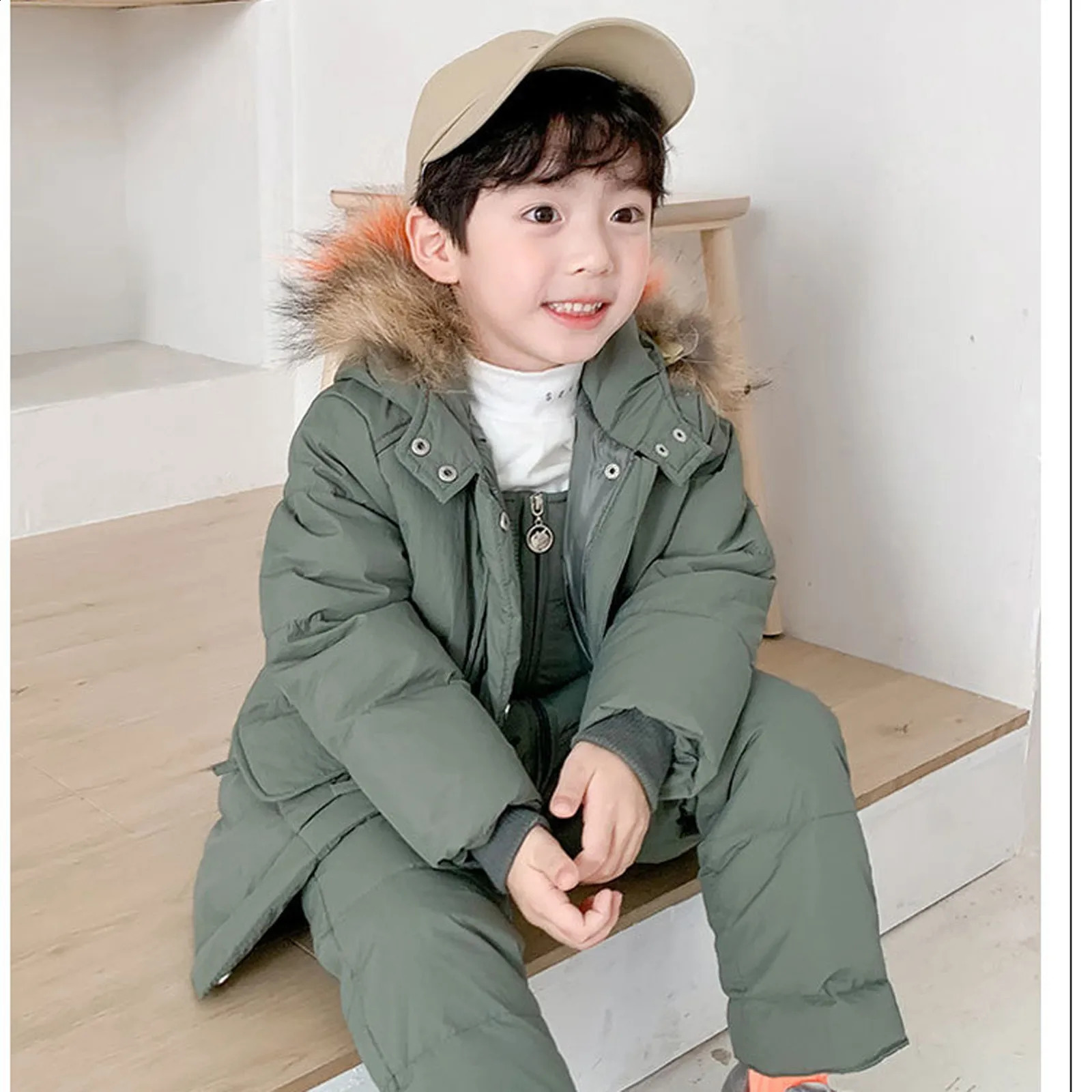 Fashionable Fur Hooded Baby Boy Girl Overalls Winter Down Jacket Warm Kids Coat Child Snowsuit Snow Toddler 2 Pieces Clothing 240904