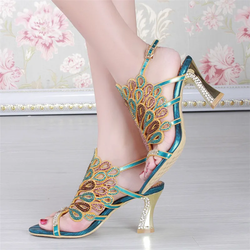 Plus Big Size 41 44 Small 33 Women Sandals Elegant Party Dress Biling Crystal Sandals Women Outdoor Rhinestones Thin High Heel