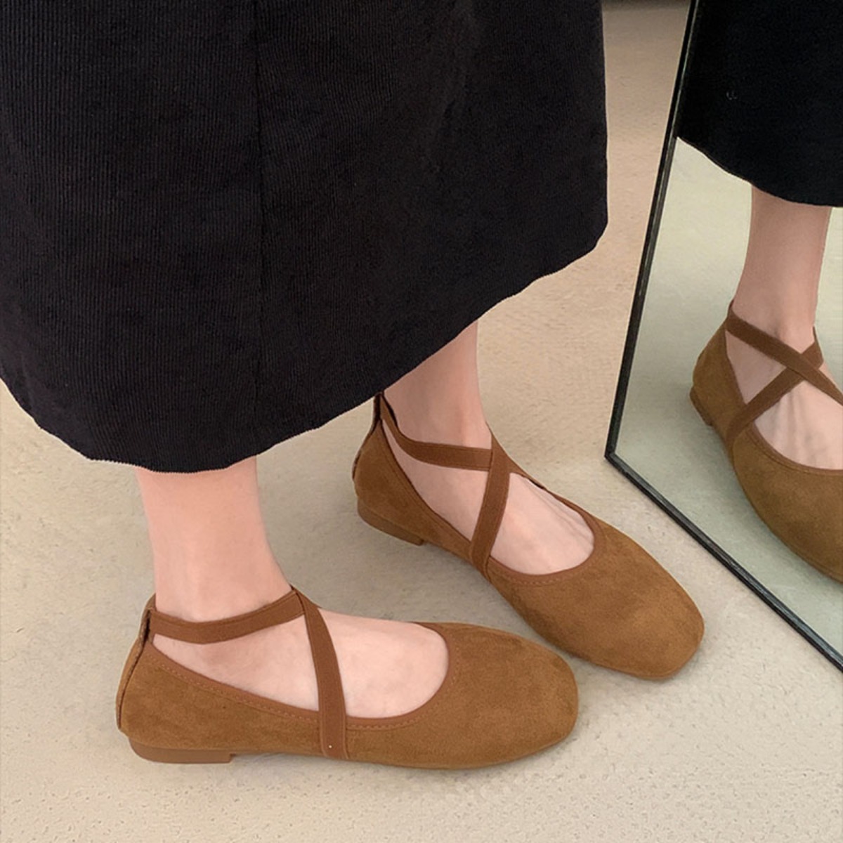 2024 New Spring Summer Flat Ballet Shoes Women's Shoes Retro Mary Jane Shoes Square Toe Shallow Mouth New Cross Women Loafers