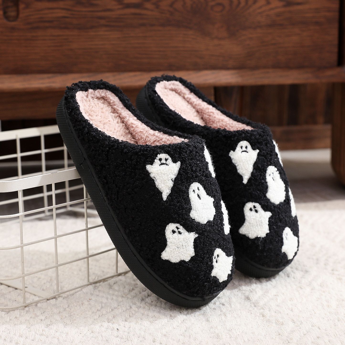 Cotton slippers for men and women at home, winter skeleton scream slides, cotton slippers, smiling face mules, plus size shoes 36-47 Halloween New Sty