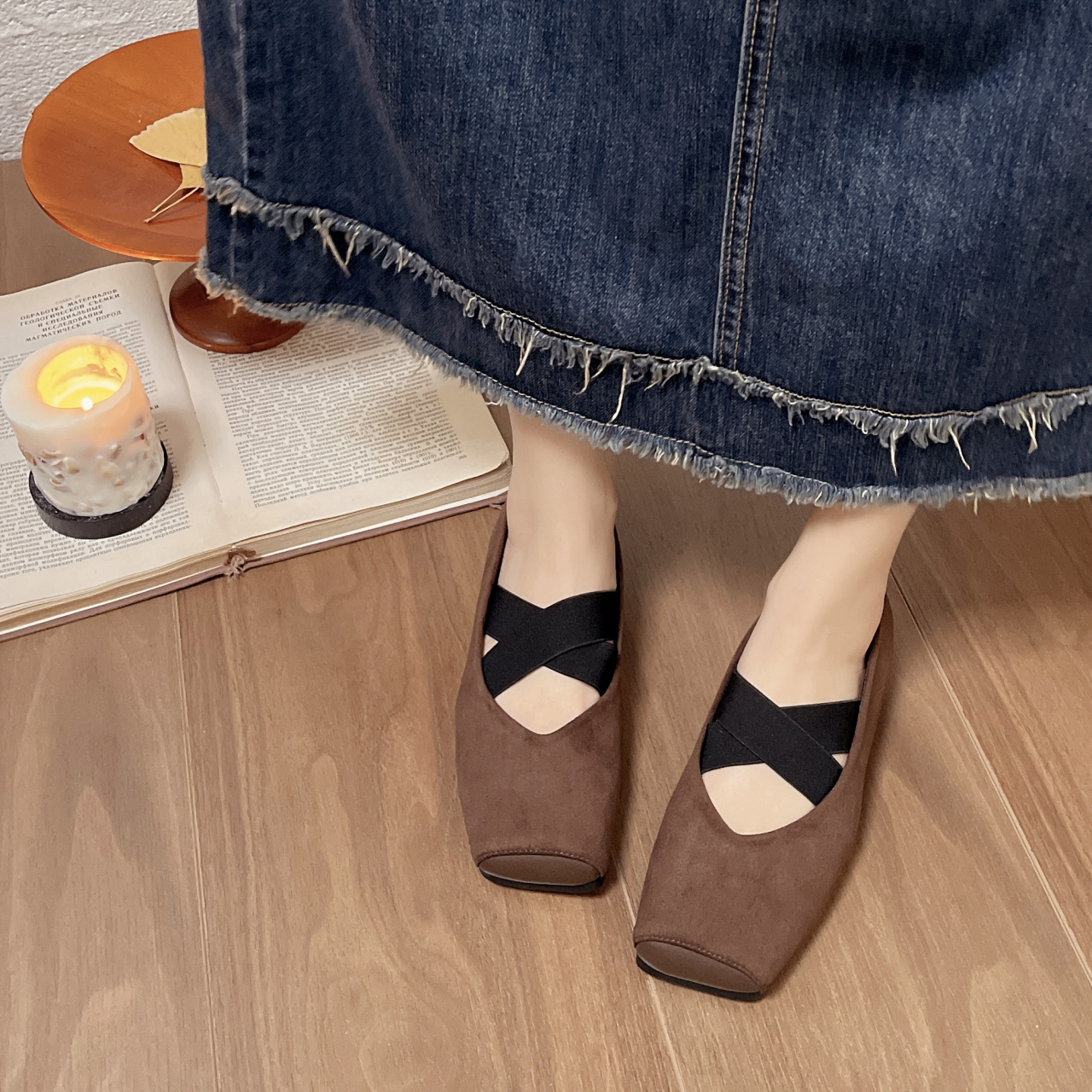 2024 Spring New Women's Shoes Fashion Retro Korean Version of Square Head Grandma Shoes Female Cross Elastic Flat Shoes Female