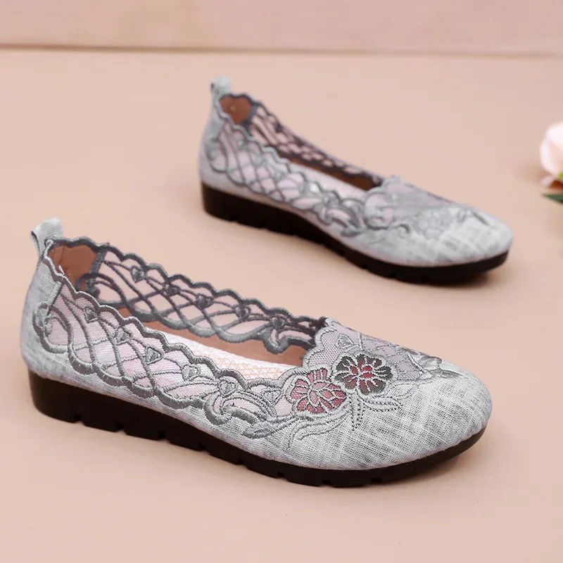 Woman Shoes Fashion Versatile Embroidery Mesh Hollow Out Breathable Comfortable Non-slip Casual Big Size Shoes Women 2024