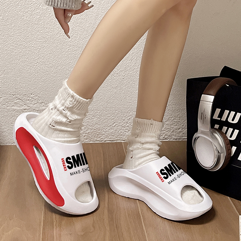 Men Slippers Indoor Outdoor Sandals Beach Soft Sole Slides Men Casual Shoes Couple Home Bathroom Slippers Big Size 46 47 48 49