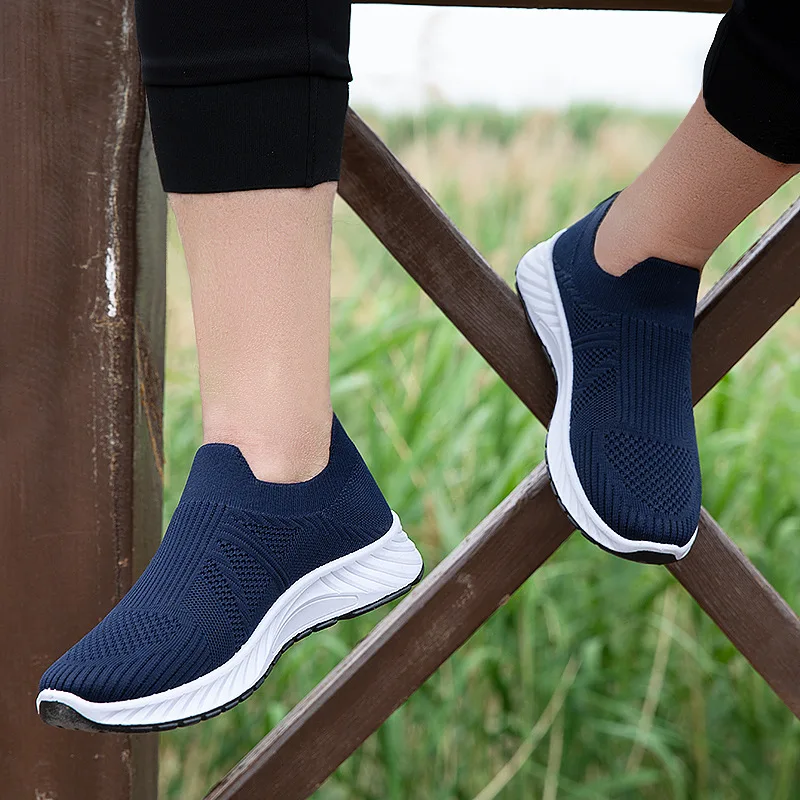 2023 Men Summer Mesh Breathable Shoes Lightweight Sneakers Men Fashion Casual Walking Shoes Mens Loafers Zapatillas Hombre