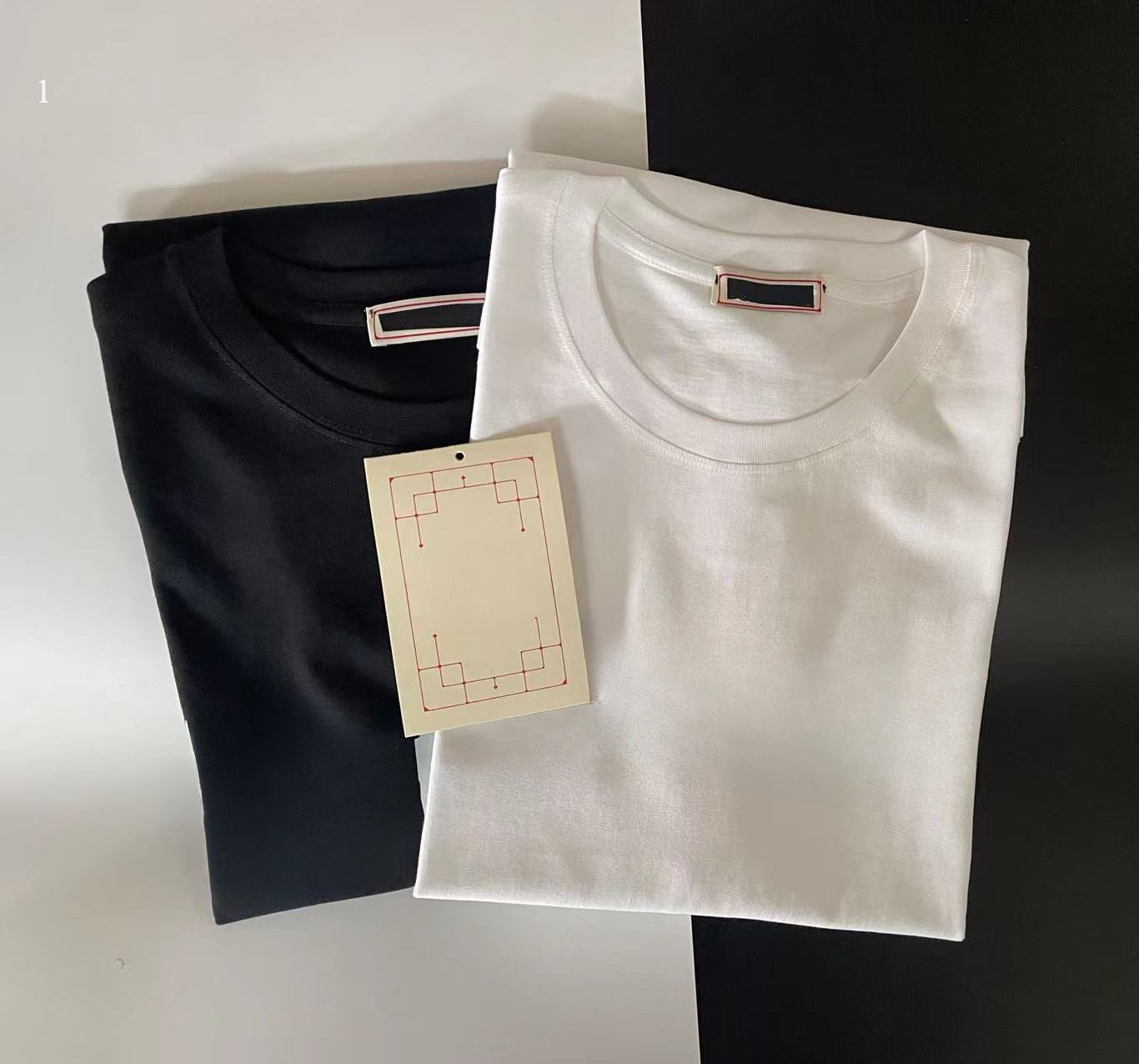 Mens T-Shirts Colorful Letter Print Brand Men Short-sleeved T-shirt Designer Outfits Tee Shirt Homme Spring O-Neck Tshirt