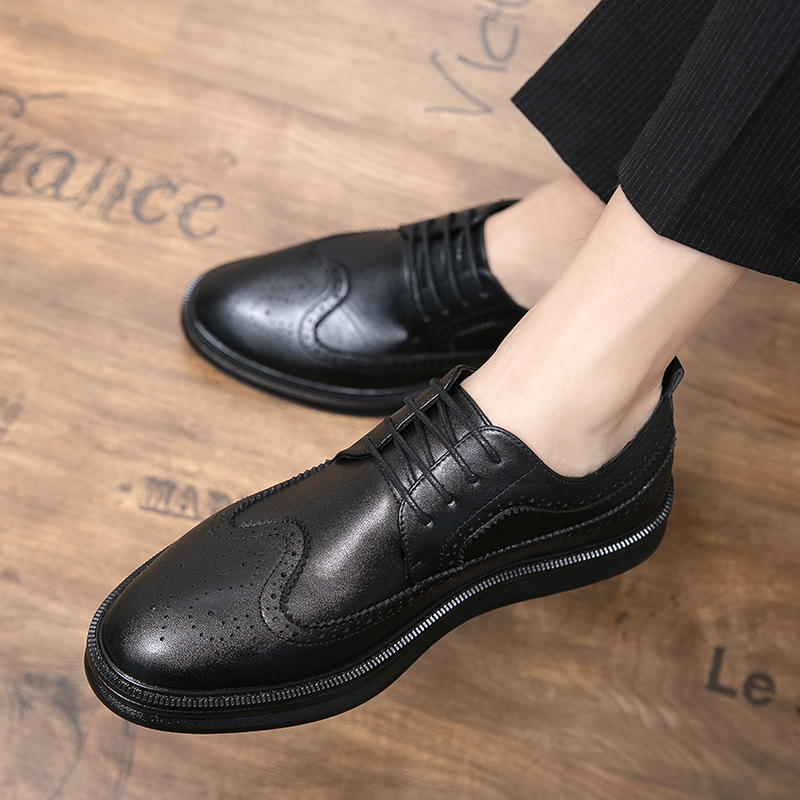2025 new Brogues Leather Formal Oxfords Thick Bottom Fashion Wedding Party Men Dress Italian Designer Male Shoes 4a29