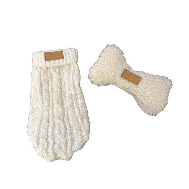 2025 new Pet Winter Cotton Shoes Scarf Hat Sweater Plush Toy Designer Puppy Dog Christmas Clothes