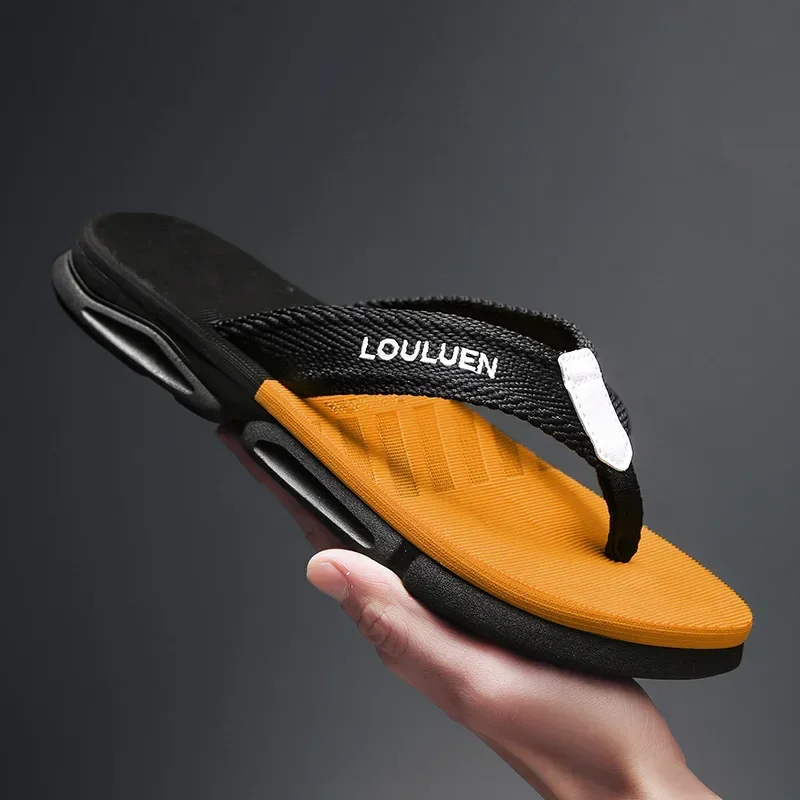 Men High Quality Flip Flops Men Beach Slippers Fashion Outdoor Flip Flops Casual Breathable Slippers for Men New Sandals 2024