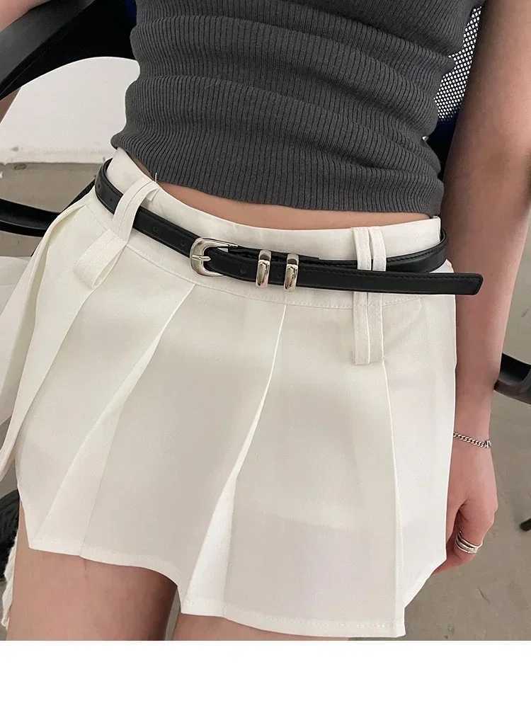 Womans Fashionable Belts Black Simple Thin PU Belts Trousers Skirt Versatile Belts Students Casual BeltX240914