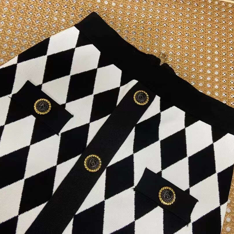 Bestseller Summer New Black And White Contrasting Diamond Grid Short Sleeved Knitted Dress Cardigan Top Half Body Hip Skirt Checkerboard Set 8 Ddmylio - view 4