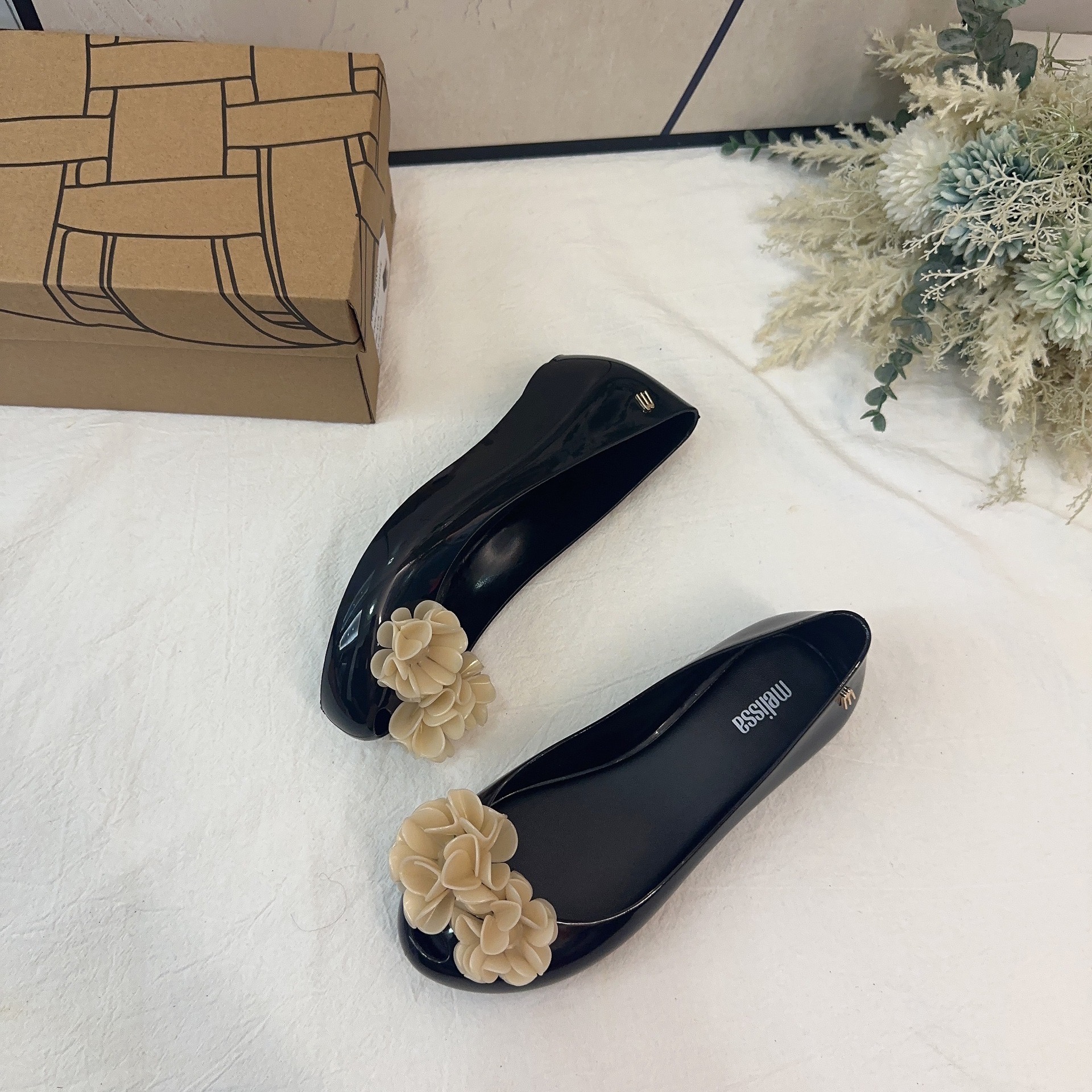 Mini Melissa Summer Women's Shoes Ladies Square Head Soft Sole Shallow Mouth Single Shoes Adult Fashion Flat Jelly Beach Sandals