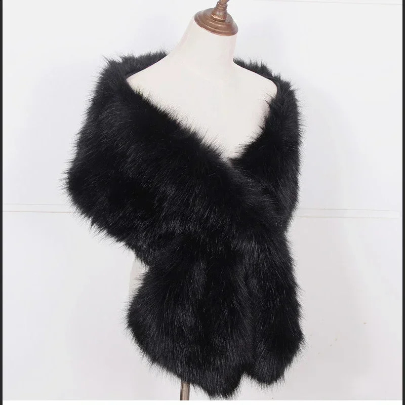Faux Fox Fur Women Wraps Long Plush Tippet for Woman Large Scarf Cloak Party Dress Fluffy Fur Shawl Poncho Bride 240910