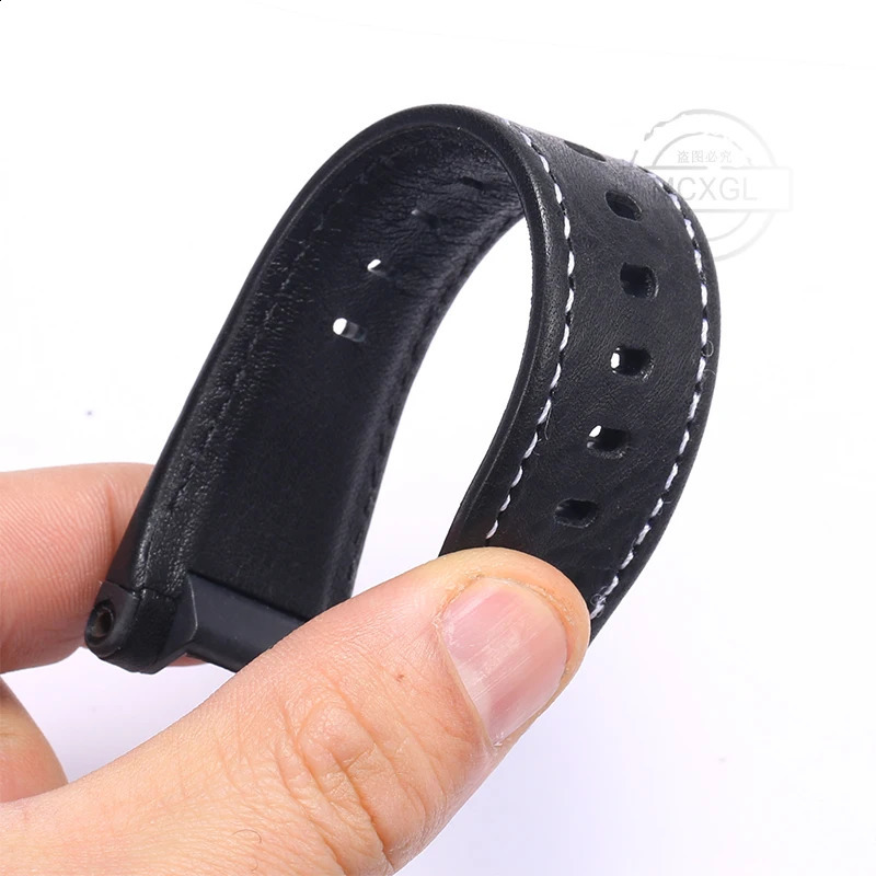 Leather Strap Suitable For Caiso GST-B210 GST-S110 W100C S300 W300 Men Rubber Watchband Pin Buckle Bracelet Watch Accessories 240906