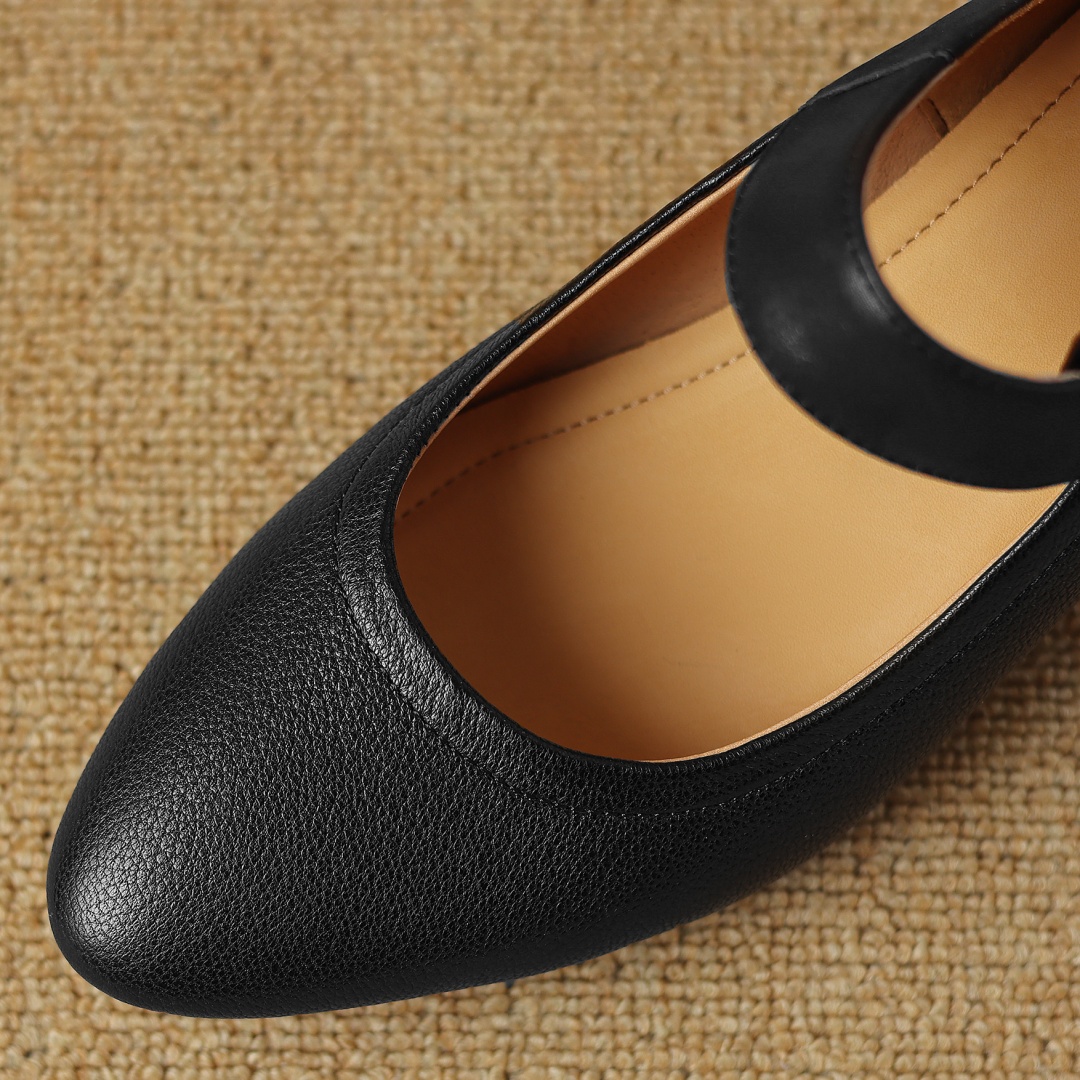 2025 new sheepskin Women's hook&loop slip-on Mary Jane pumps round toe 4.5cm thick low heel OL style daily dress heeled shoes for woman 919d ed
