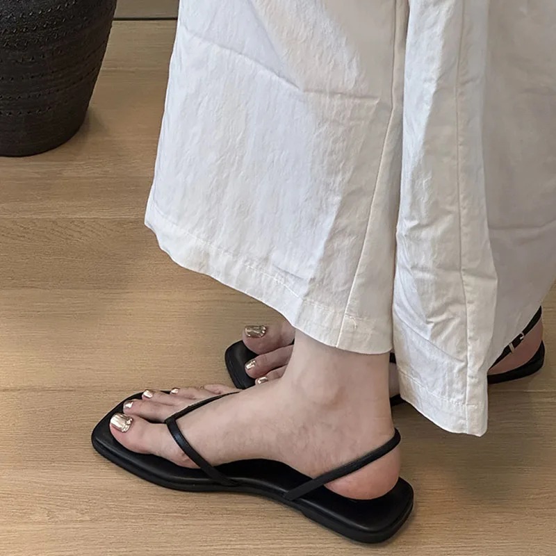 2024 New Trend Women Sandals Fashion Clip Toe Flats Sandales Ladies Outdoor Beach Casual Flip Flops Sandal Summer Women's Shoes