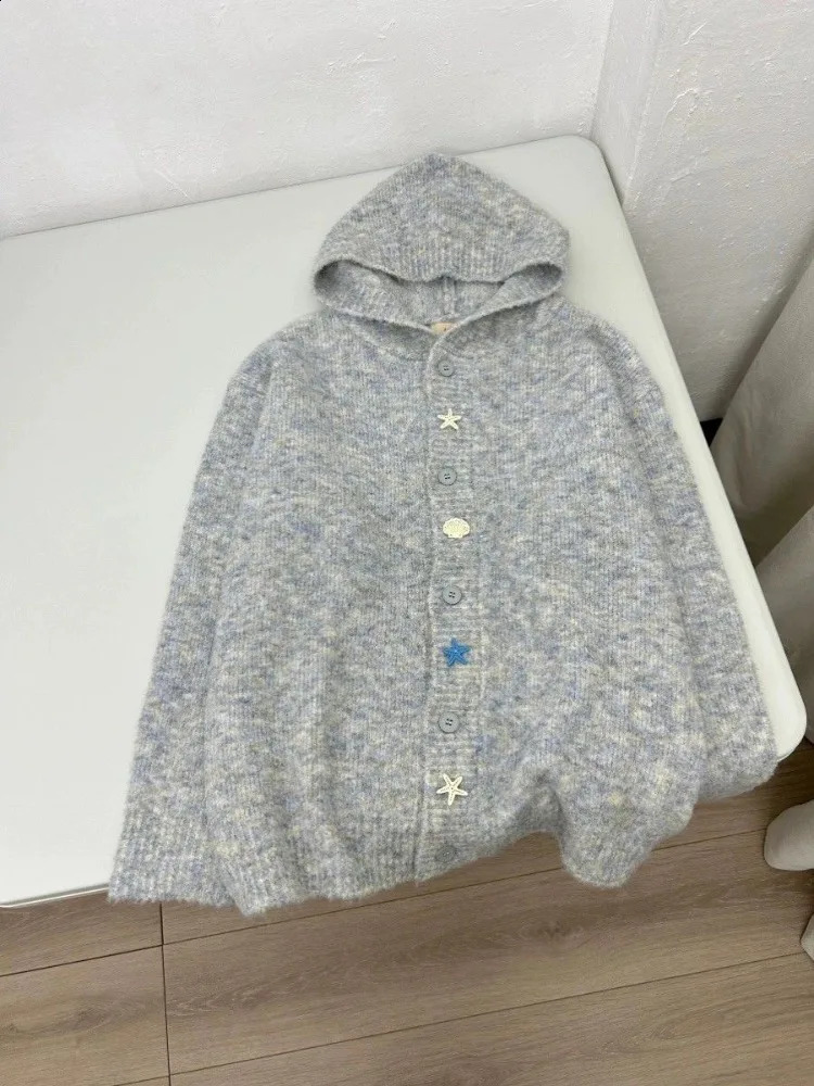 Autumn Winter Hoodie Cardigan Coat Women Lazy Long Sleeve Knitted Tops Mujer Fashion Allmatch Single Breasted Sweater 240904