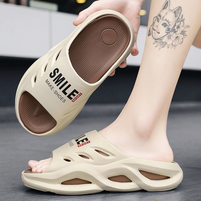 New Men's Slippers Indoor Outdoor Sandals Beach Comfortable Soft Slides Design Men Casual Shoes Flip-flops Mens Home Slippers