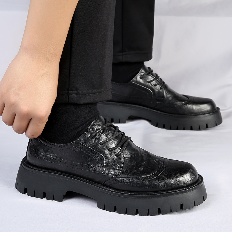 Mens Platform Casual Brogues Leather High-quality Leisure Toog Comfortable Inside Handmade Trend Fashion Shoes c051