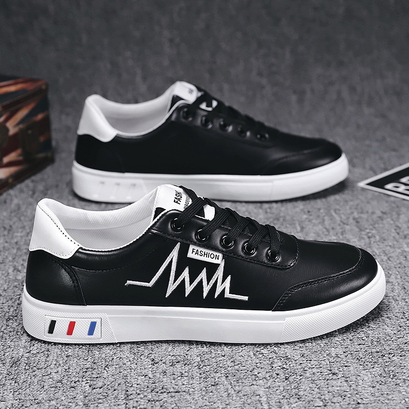 Casual youth sports fashion board shoes