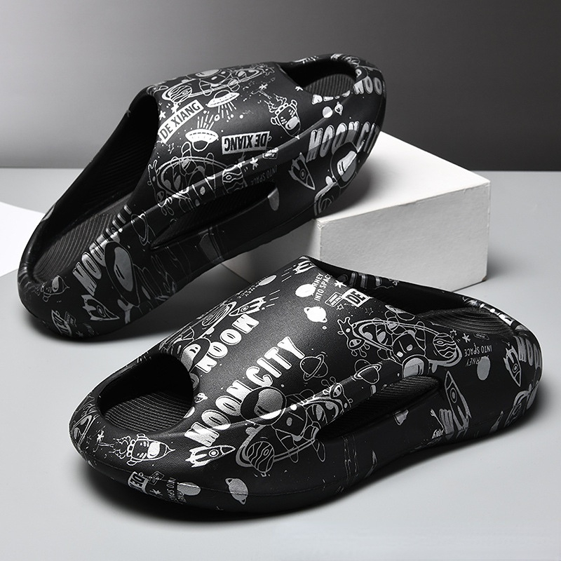 r Shoes Men Slippers Cool Fashion Non-slip EVA Soft Soles Thick Bottom Beach Sandles Couple Slides for Women Flip Flops 2023