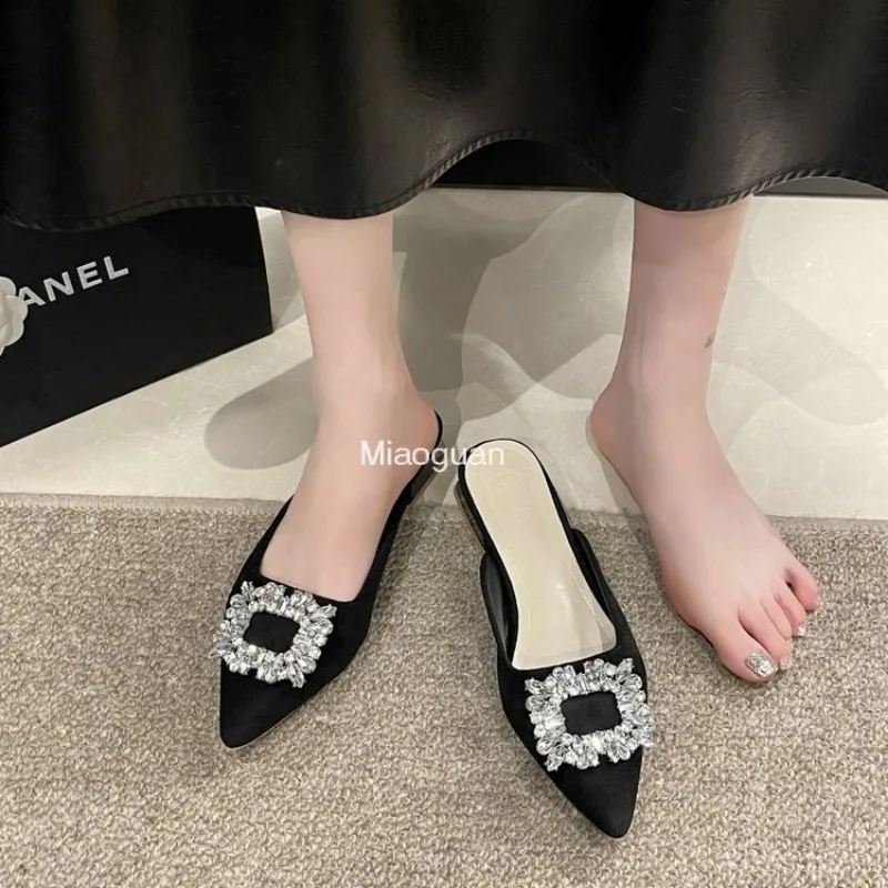 Summer Woman's Sandal New Pointed Toe Shallow Nude Pink Luxury Designer Rhinestone Slippers Shoes Low Heel Woman Fashion Comfort
