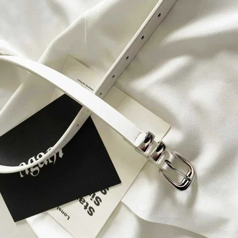 Fashionable Thin Belts for Woman Minimalist Solid Color Versatile Belts Beautiful Silver Color Metal Buckle BeltsX240914