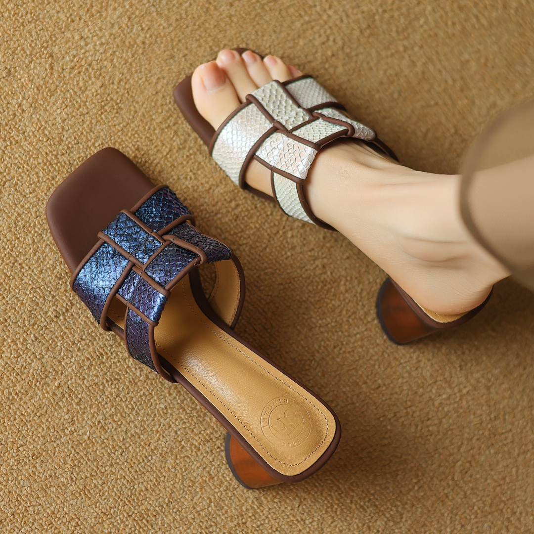 Salmon Skin Braided Slip-On Sandals: Chic Summer 2024 Collection