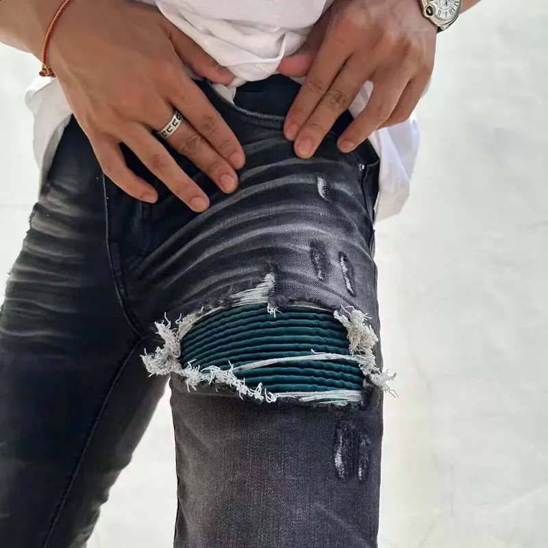 High Street Fashionable Mens Jeans Retro Stretch Slimming Ripple Black Grey Jeans Mens Green Patch er Hip Hop Pant 240913