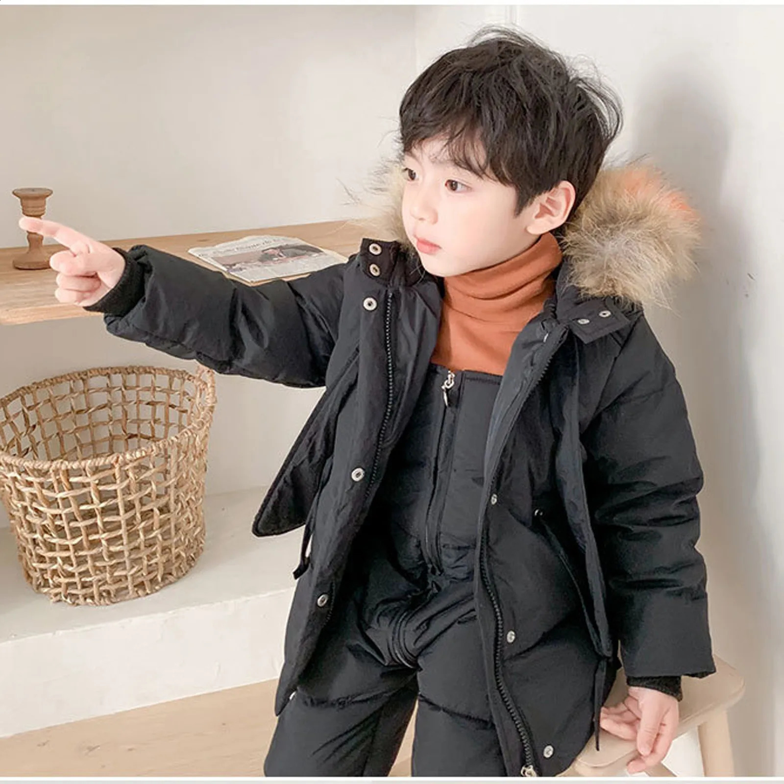 Fashionable Fur Hooded Baby Boy Girl Overalls Winter Down Jacket Warm Kids Coat Child Snowsuit Snow Toddler 2 Pieces Clothing 240904