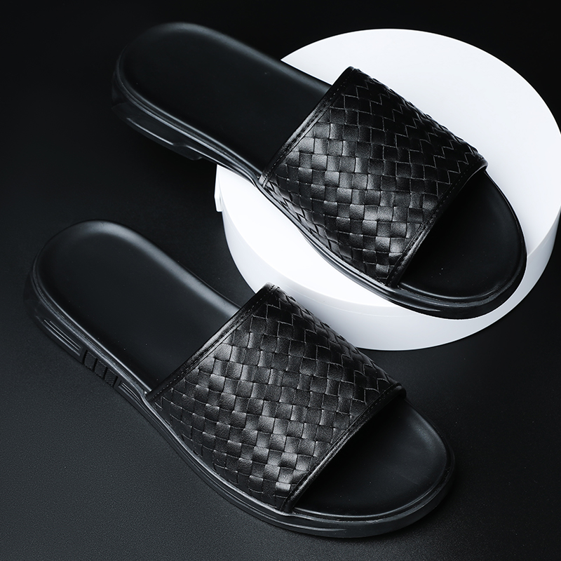 Fashion Men's Slippers Luxury Brand Designer Shoes Classic Non-slip Flip Flops Genuine Leather Beach Sandals Casual Slippers