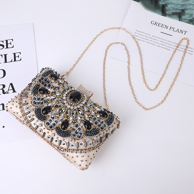 Fashionable Handmade Beaded Embroidery Banquet Comfortable and Elegant Charm Makeup Bag, Evening Dress Bag for Women