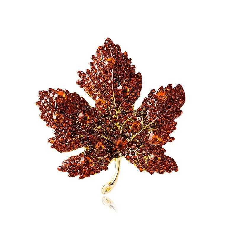 Rhinestone Red Maple Brooches Vintage Blue Maple Leaf Rhinestone Crystal Pendant Womans Brooch Pin Luxury Accessories Gift SetsX240914
