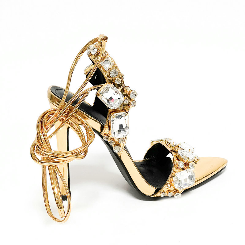 New 11cm Pointy Gold Riveted Rhie High Heels Summer Crystal Sandals European Fashion Large Size Shoes e11d
