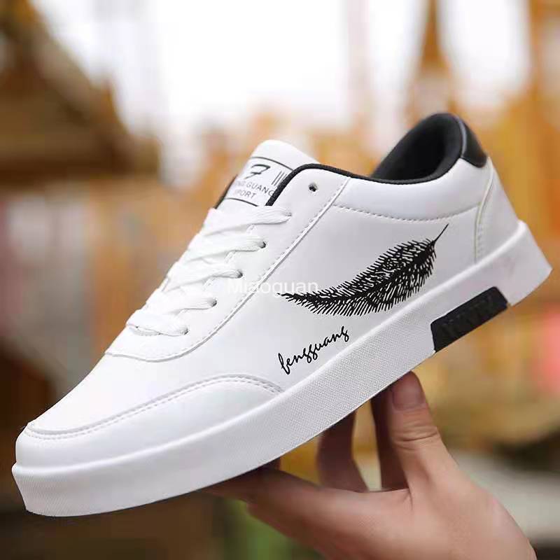 Men Sneakers 2024 New Summer Men's White Sports Shoes Fashion Male Leather Casual Tennis Designer Shoes Male Round Head Lace-up