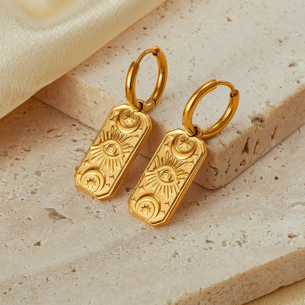 Fashion Square Shape Drop 18k Gold Color Stainless Steel Waterproof Huggie Hoop Earring Charms Daily Jewelry High Quality 240906