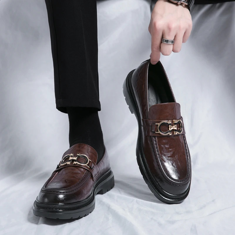 Men Business Casual Slip-On Leather Shoes Casual British Style Loafers Man Fashion Party Dress Shoes Comfy Driving Shoes 240904