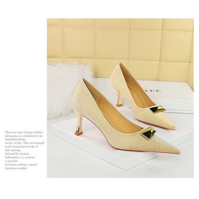 Shoes BIGTREE Woman Pumps Classic Basic Metal Decoration Pointed Toe Quality Ck 7Cm Thin New High Heels Mature Lady Party Sexy Women Shoe 940B