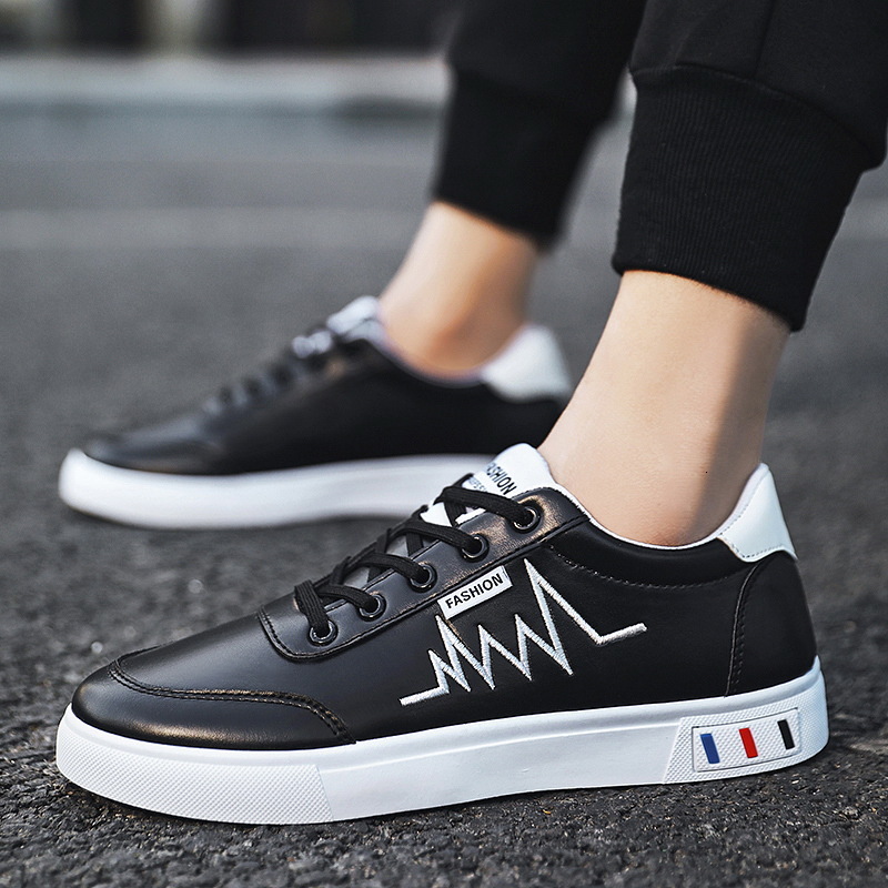 Casual youth sports fashion board shoes