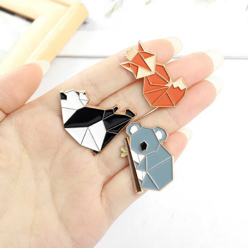Wannee Japanese simple cute fox brooch cute mouse panda rabbit alloy brooch cowboy badge kid giftX240914