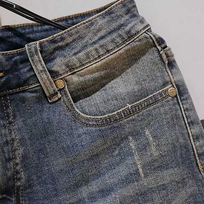 Summer Fashion Boyfriend Denim Knee-length Shorts for Men Holes Elasticity Cotton Cowboy Mens Short Pants Korean Style ShortsX240914
