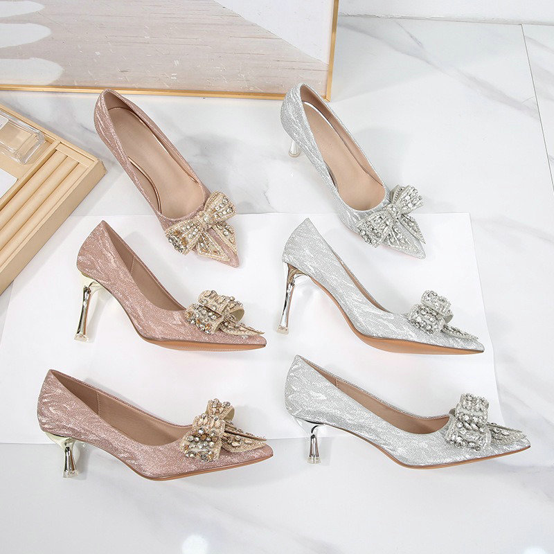 2025 new Spring New Bride Pumps Glass Slipper Princess Adult Bow High Heels Wedding Shoes Woman 70e4