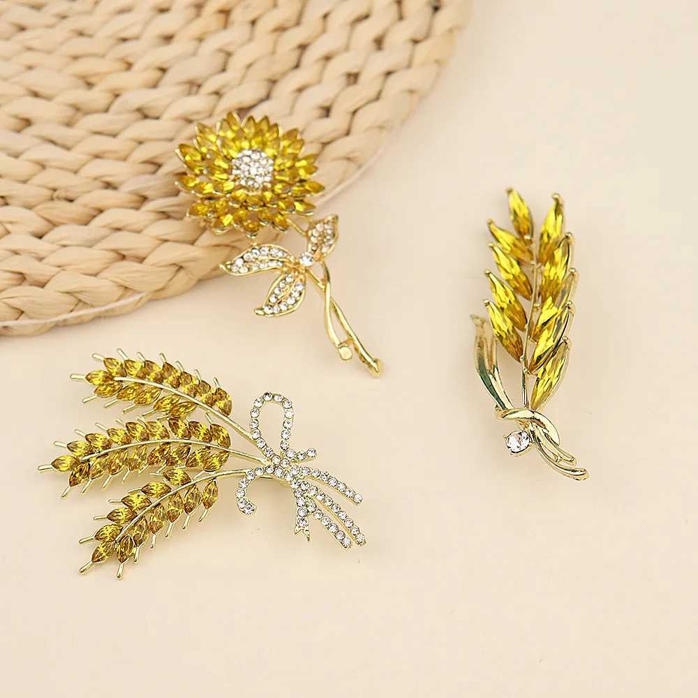 Trendy Rhinestone Wheat Brooches For Women Suit Sweater Lapel Pins Luxury Banquet Jewelry Accessories Office Party GiftsX240914