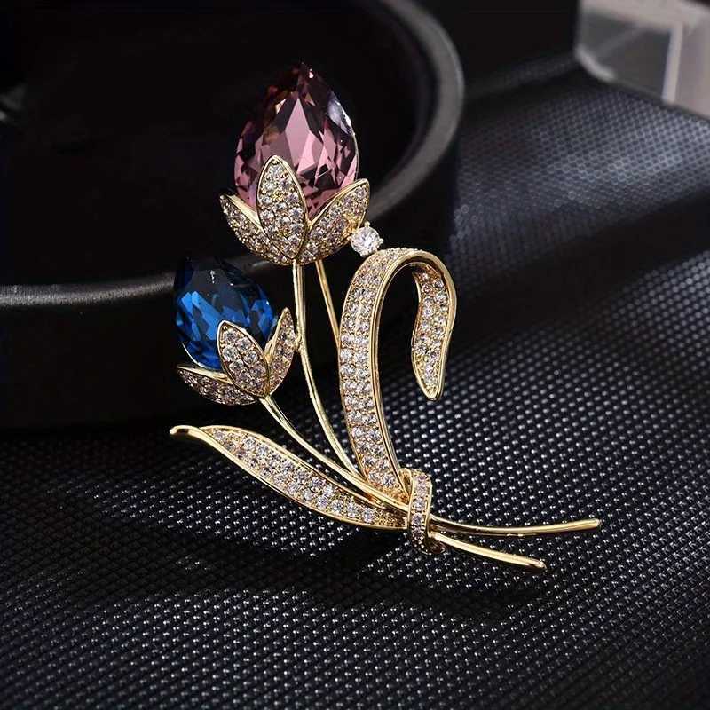 Ladies Novelty Retro Twin Flower Brooch High-grade Womens Exquisite Crystal Flower Corsage Anti-slip Pin Suit AccessoriesX240914