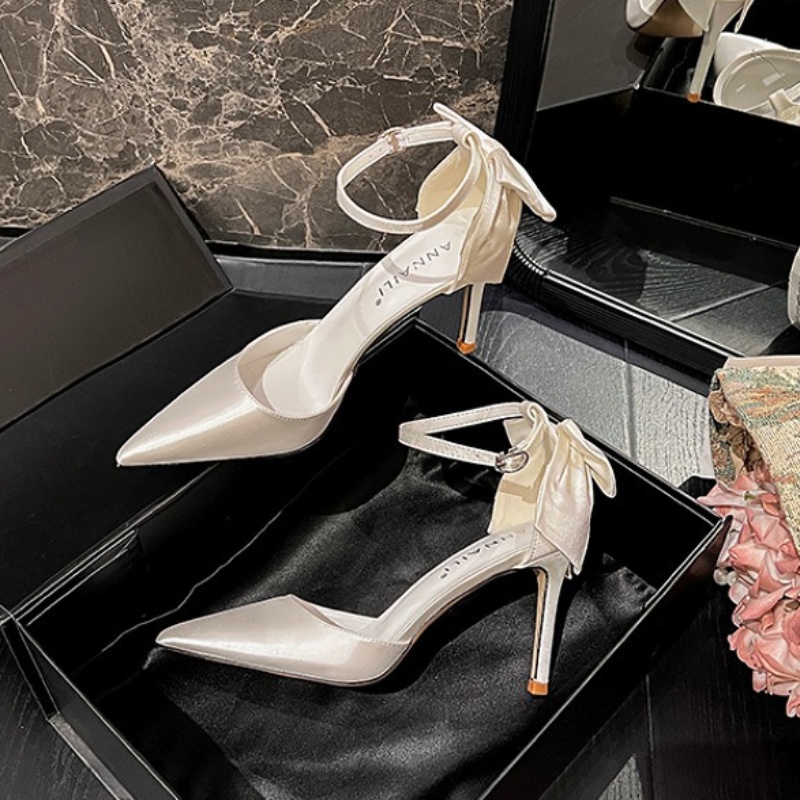 New Satin 2023 White Wedding Sweet Bow Bridal Shoes Elegance High Heels Bridesmaid Pumps b30e