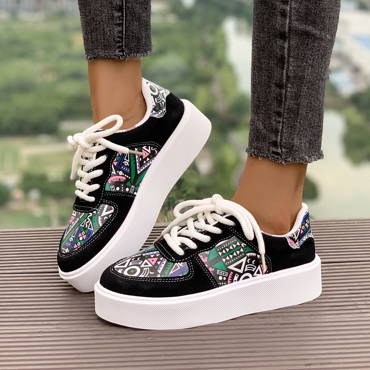 New Women Breathable All-match Skate Casual Sneaker Fashionable Lightweight Single-layer Shoes Platform Thick